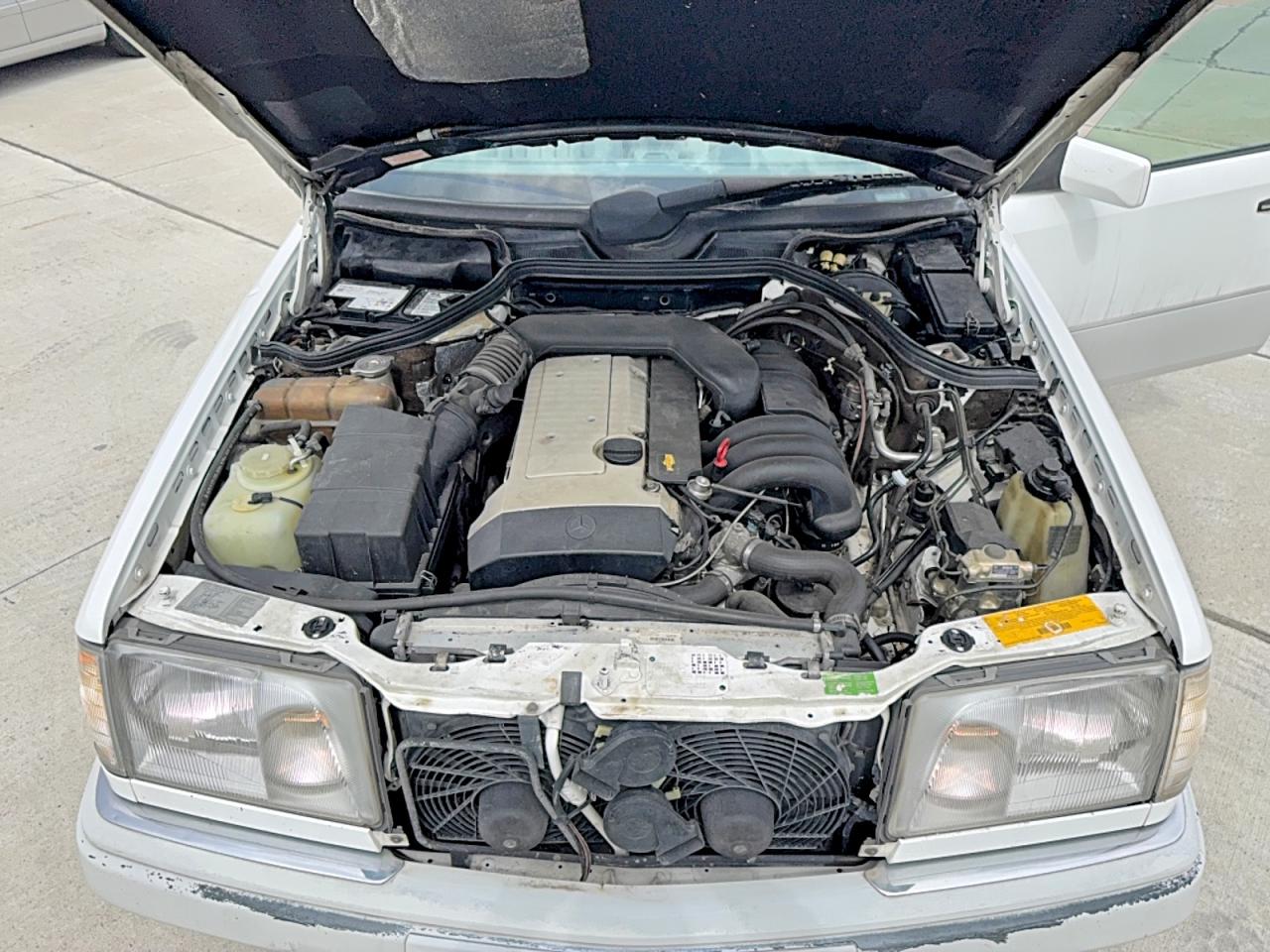 Mercedes-Benz E-Class 320
