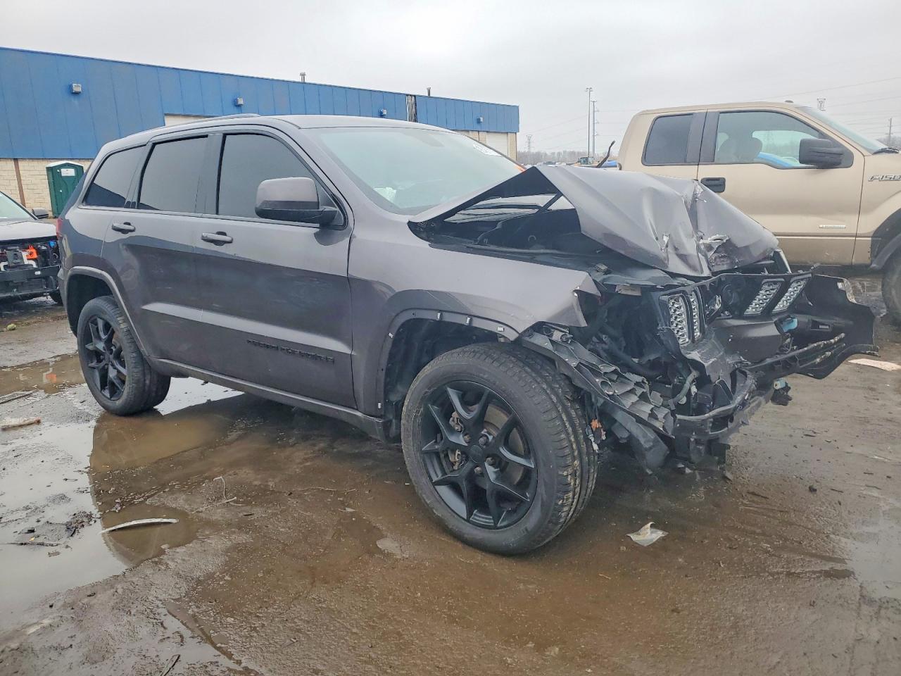 Jeep Grand Cherokee Laredo