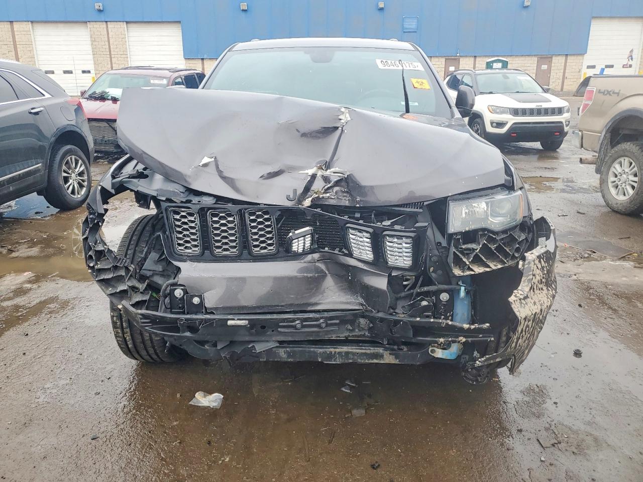 Jeep Grand Cherokee Laredo