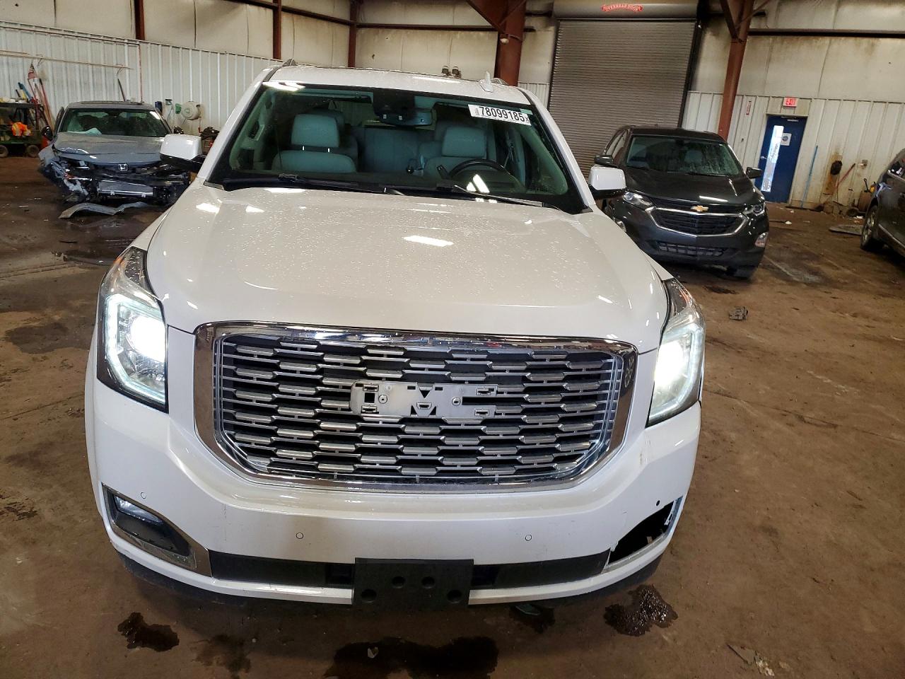 GMC Yukon Denali