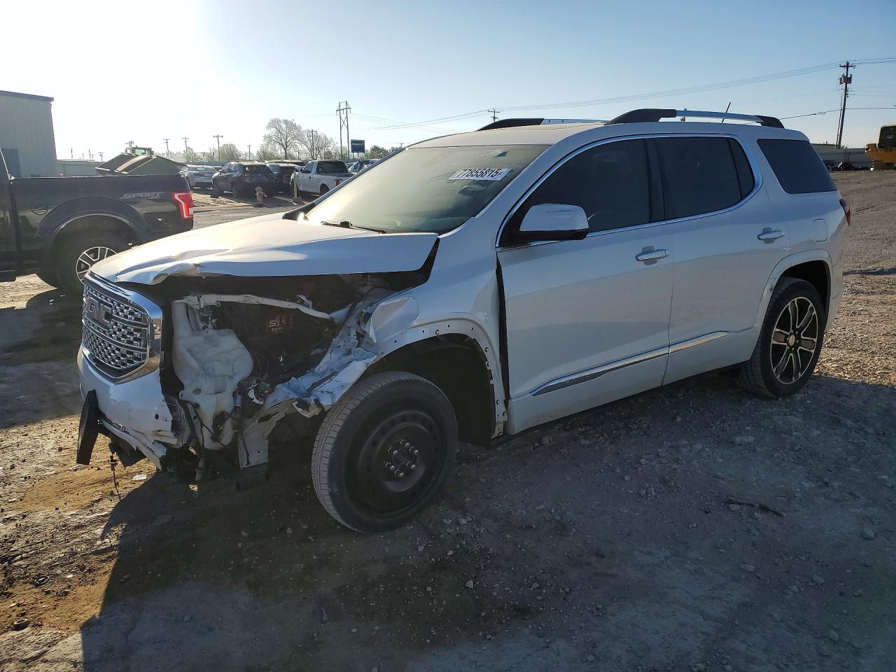 Salvage GMC Acadia Image