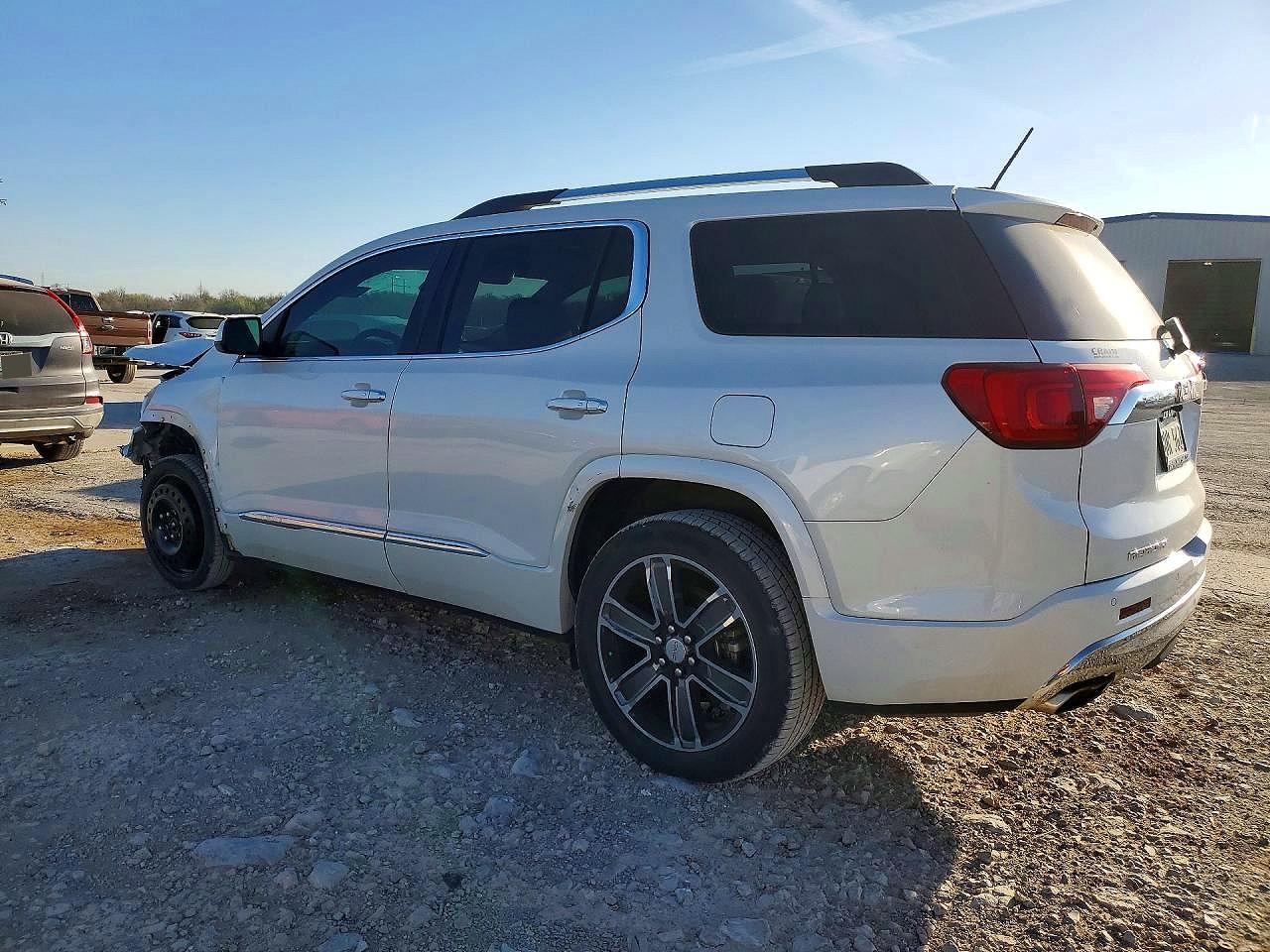 GMC Acadia Denali