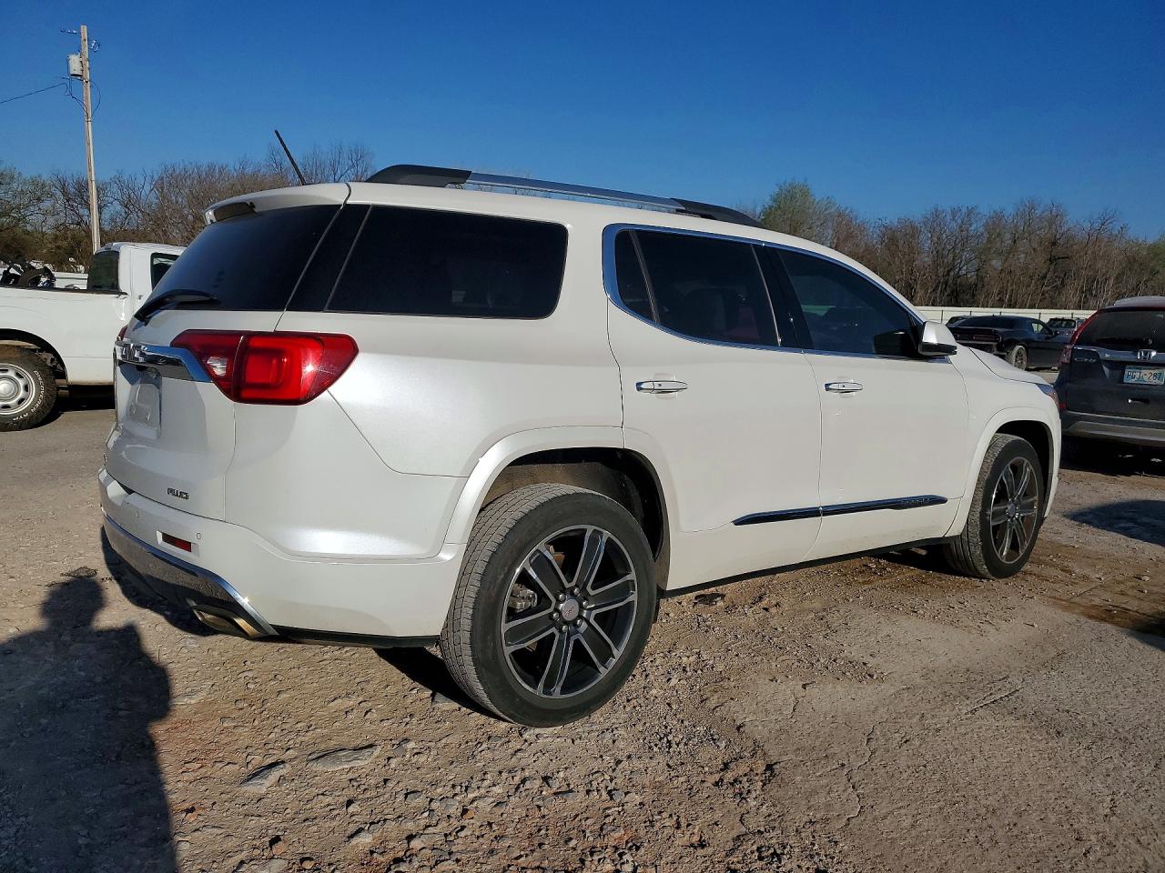 GMC Acadia Denali
