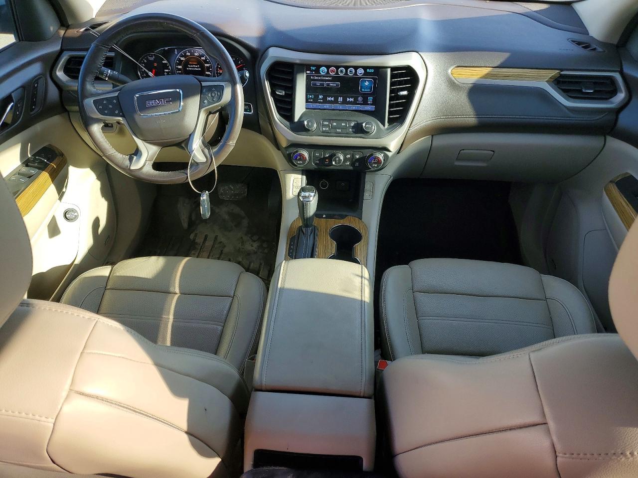GMC Acadia Denali