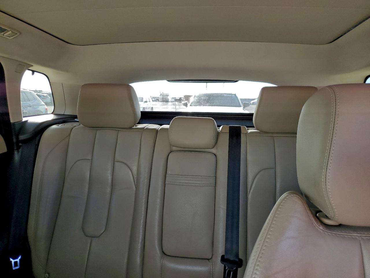 Land Rover Range Rover Pure Premium