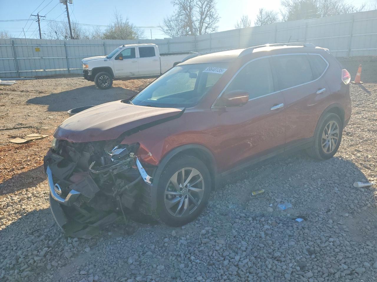 Salvage Nissan Rogue Image