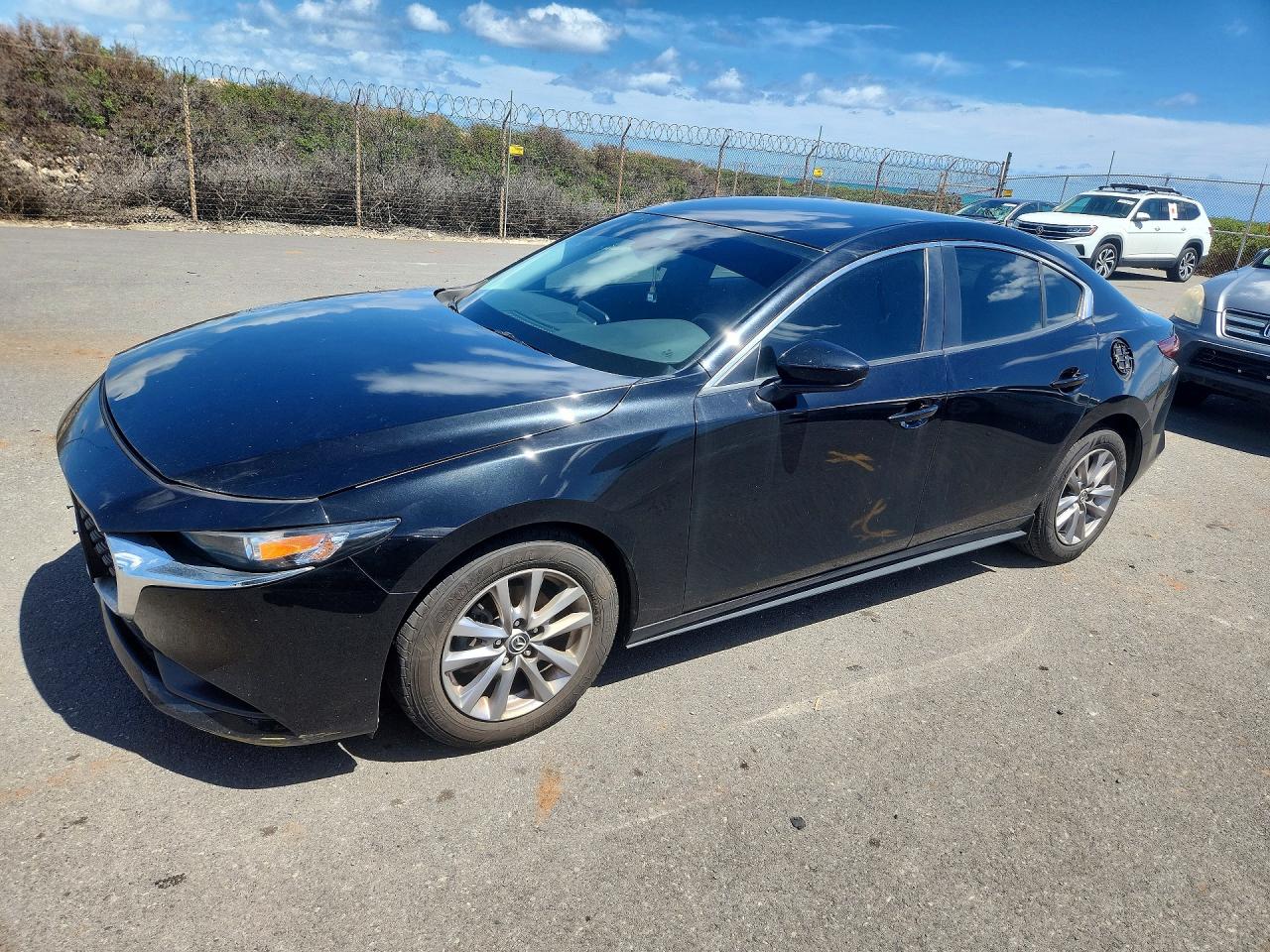 Salvage Mazda 3 Image