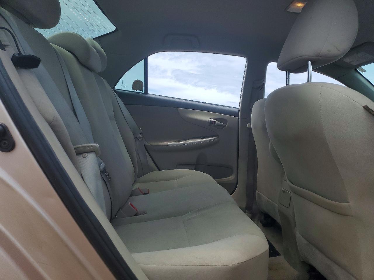 Toyota Corolla L