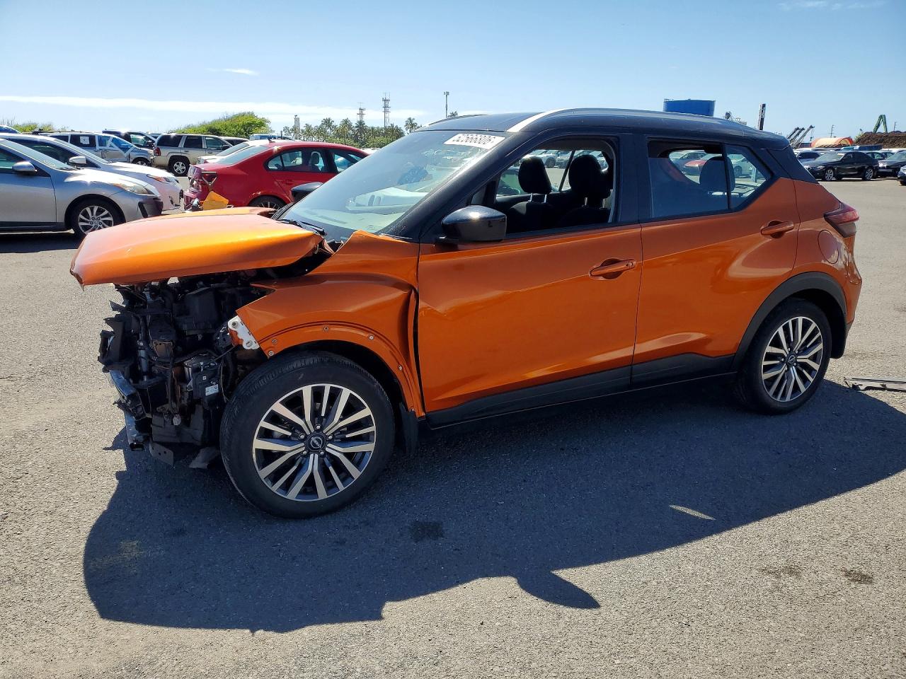 Salvage Nissan Kicks Image