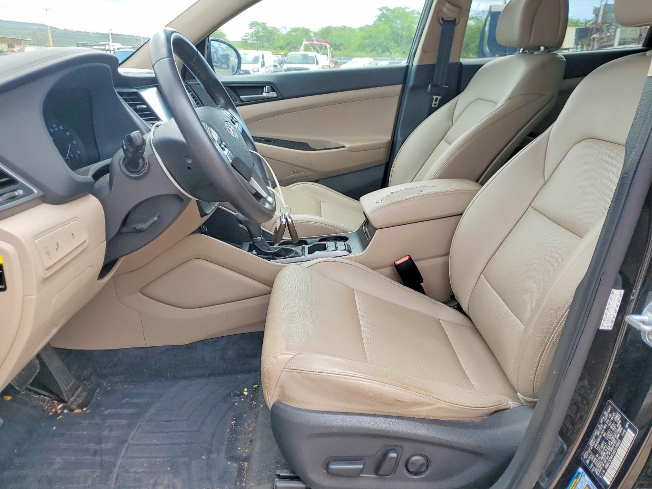 Hyundai TUCSON Se Plus