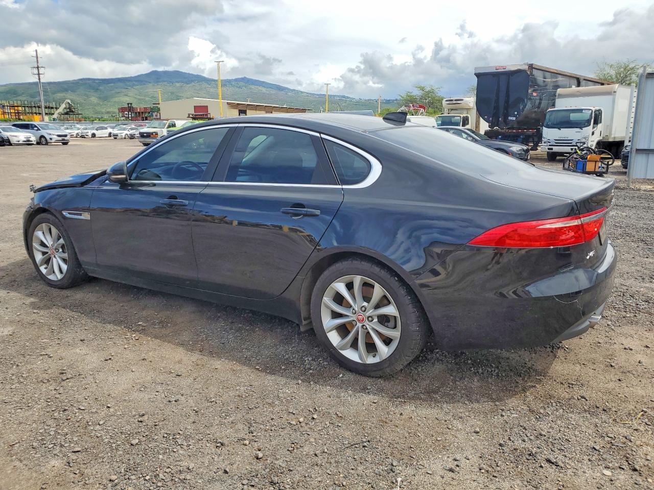 Jaguar XF Premium