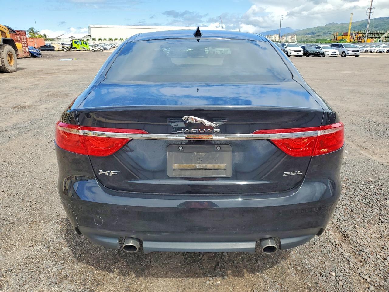 Jaguar XF Premium
