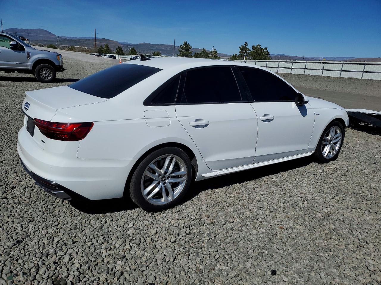 Audi A4 Premium Plus 45