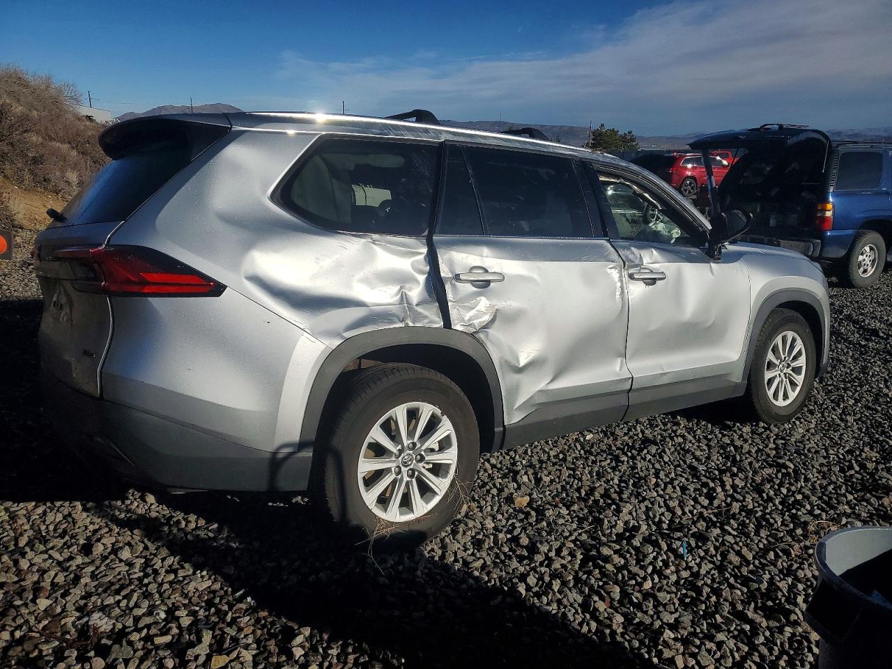 Toyota Grand High Xle