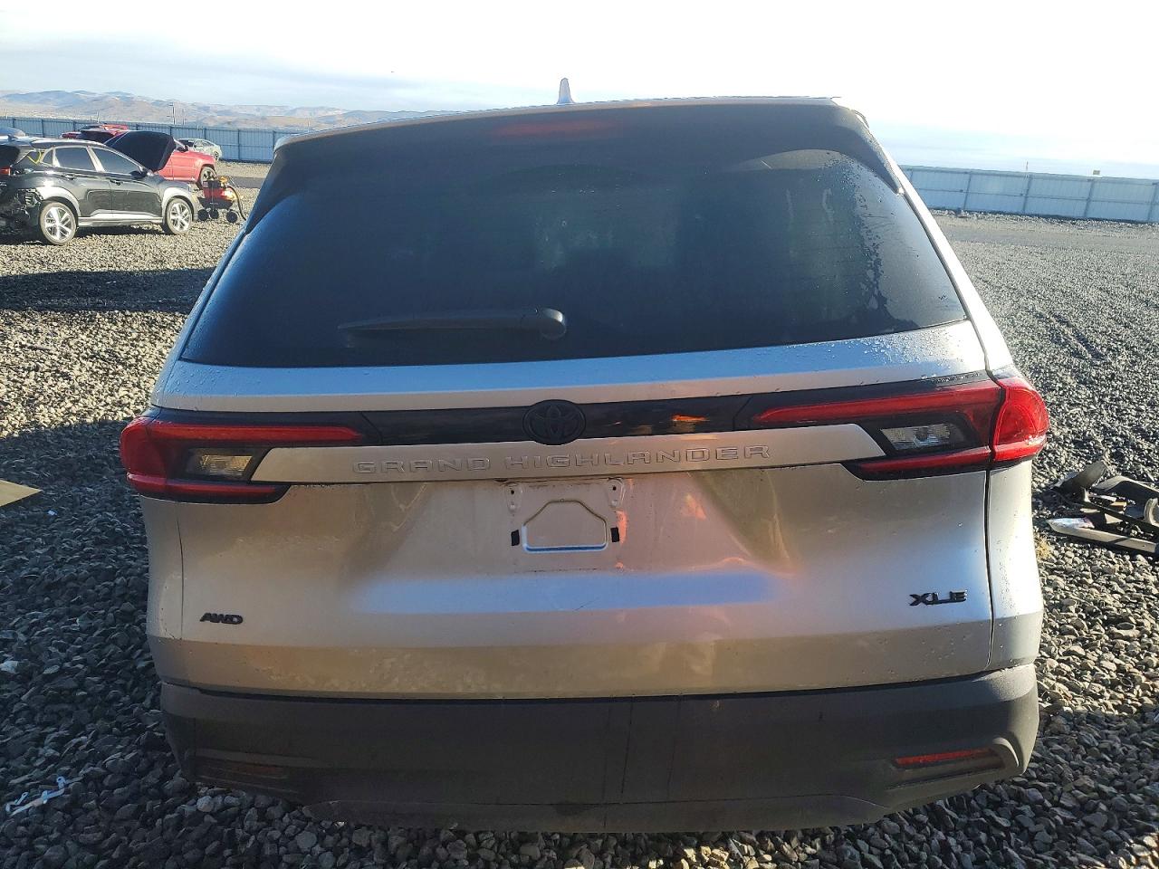 Toyota Grand High Xle