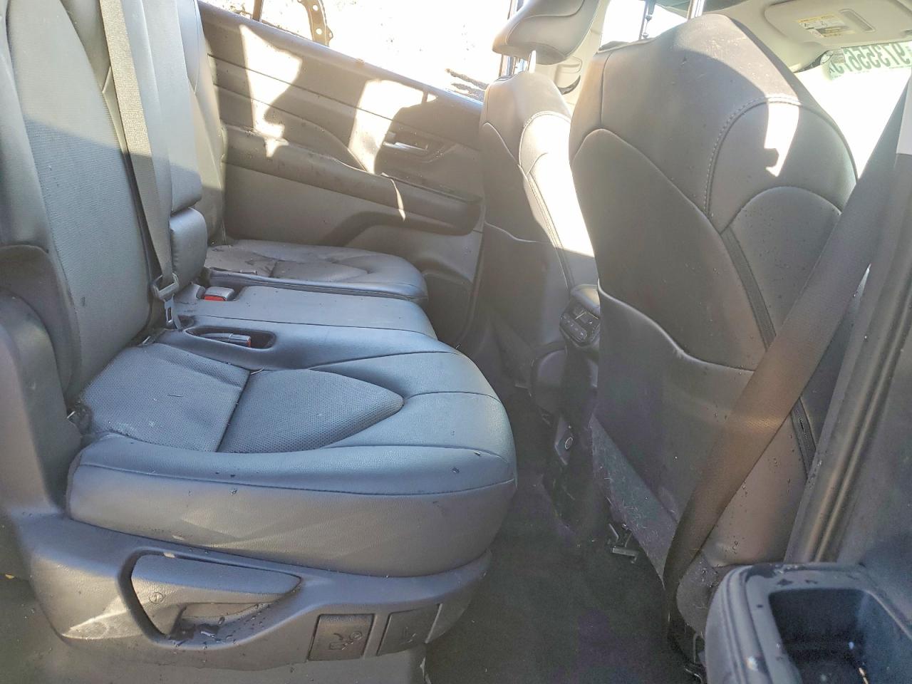 Toyota Grand High Xle