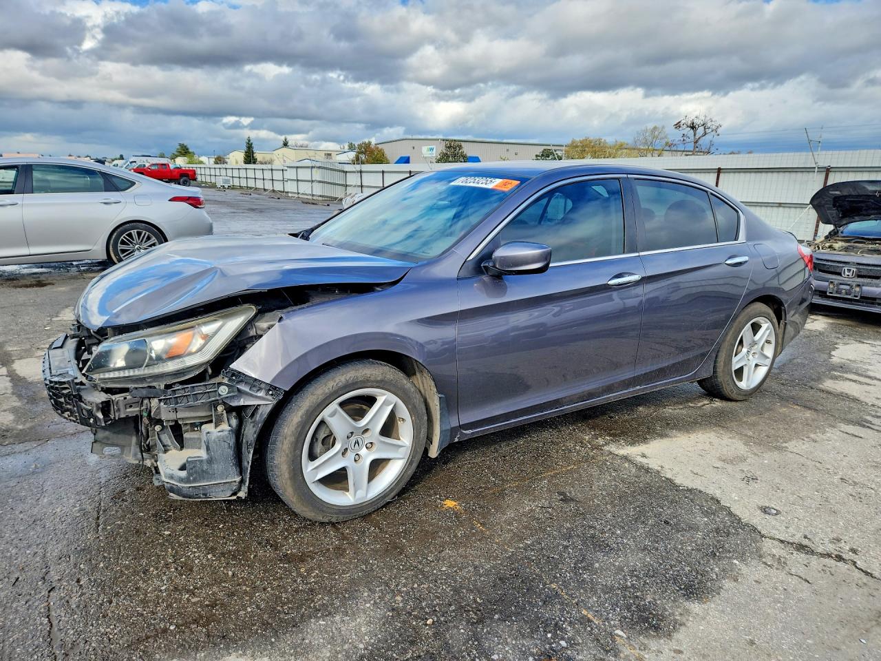 Salvage Honda Accord Image