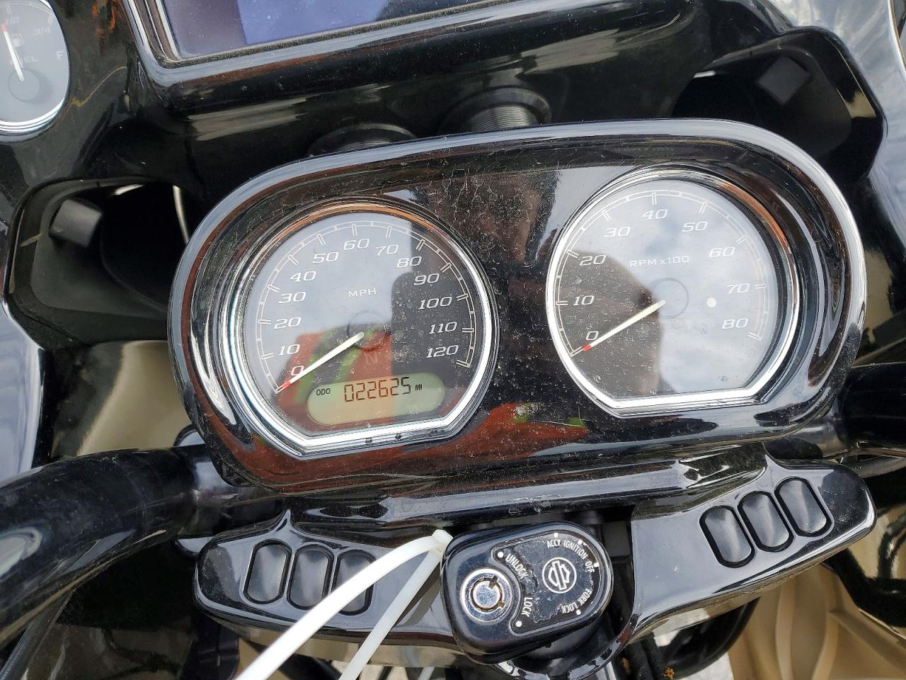 Harley-Davidson Fl