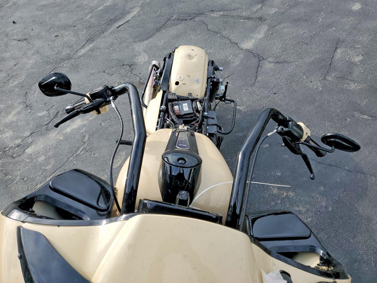 Harley-Davidson Fl