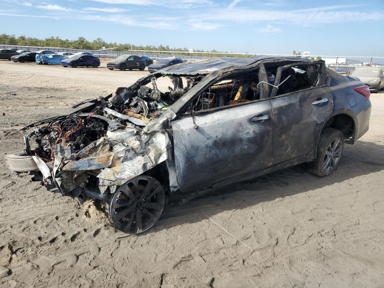 Salvage Nissan Altima Image