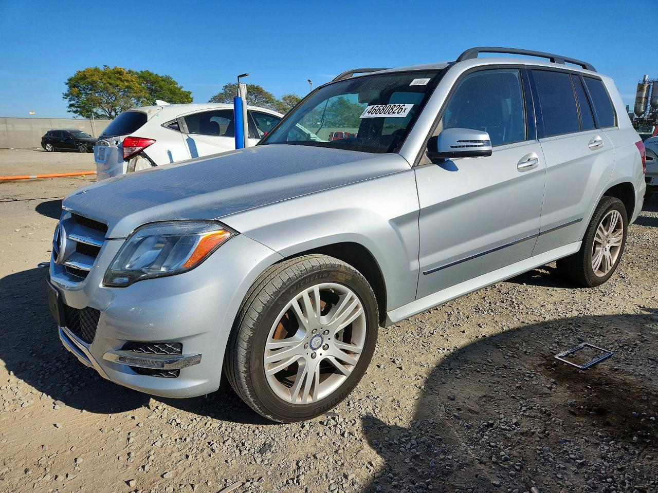 Salvage Mercedes-Benz GLK Image