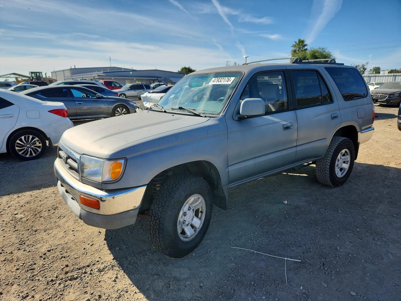 Salvage Toyota 4Runner Image