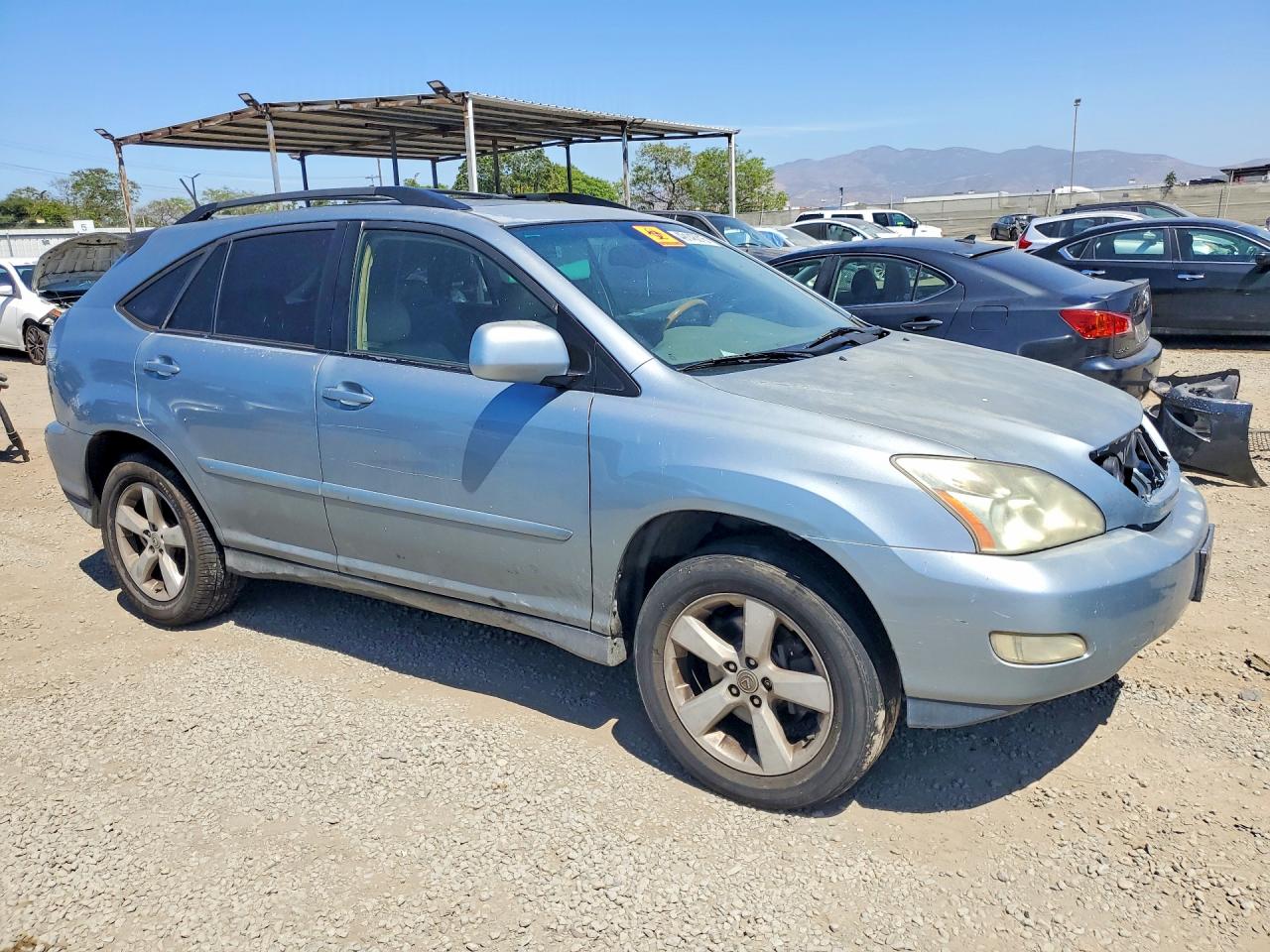 Lexus RX Base