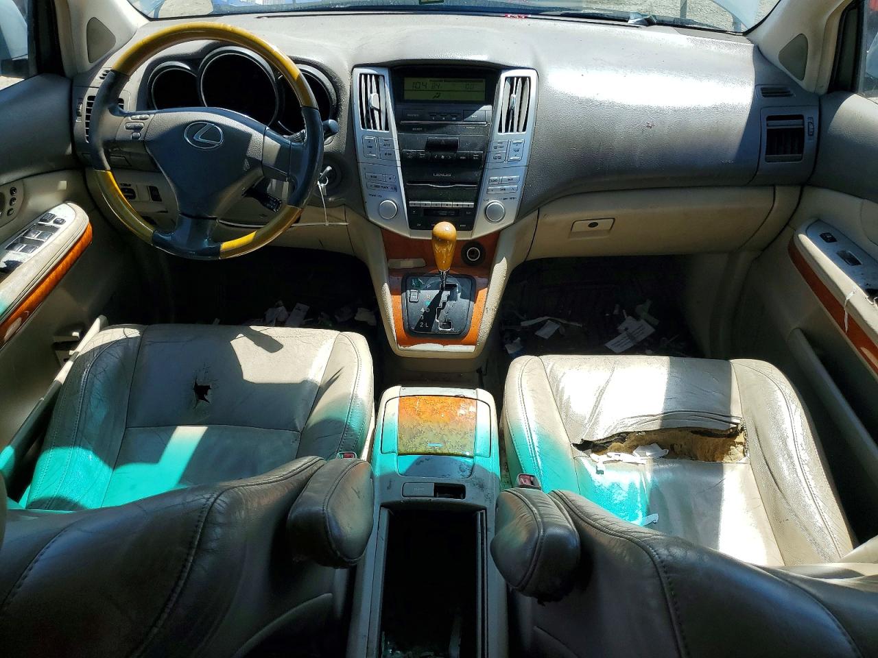 Lexus RX Base
