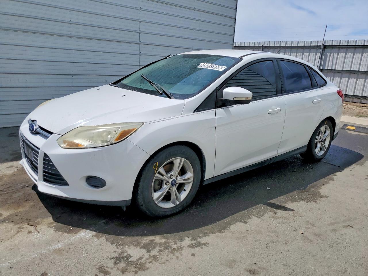 Salvage Ford Focus Image