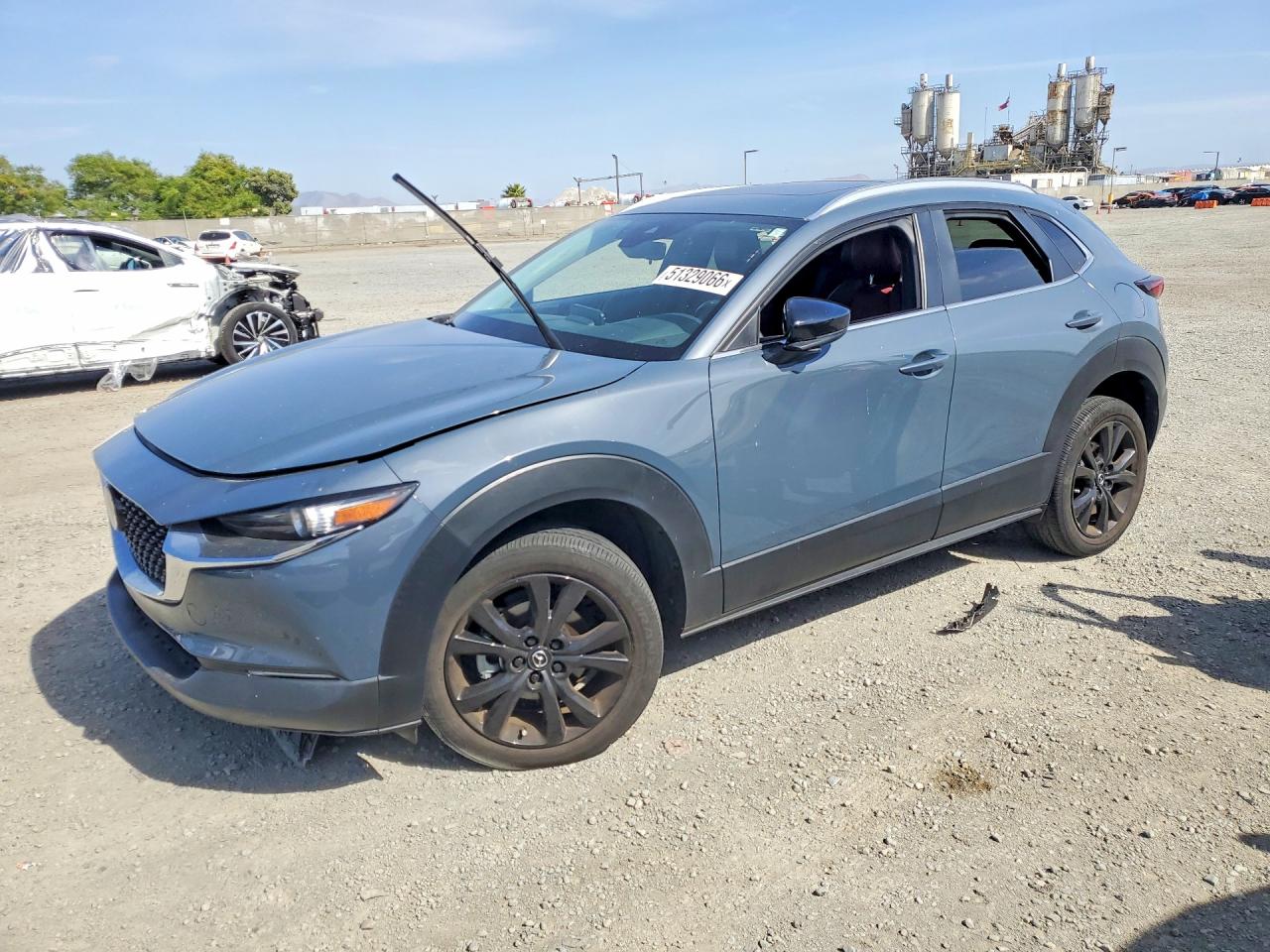 Salvage Mazda Cx Image