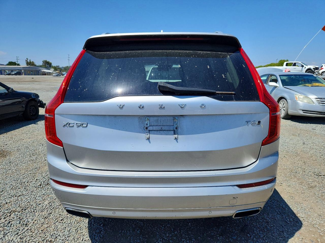 Volvo XC90 T6
