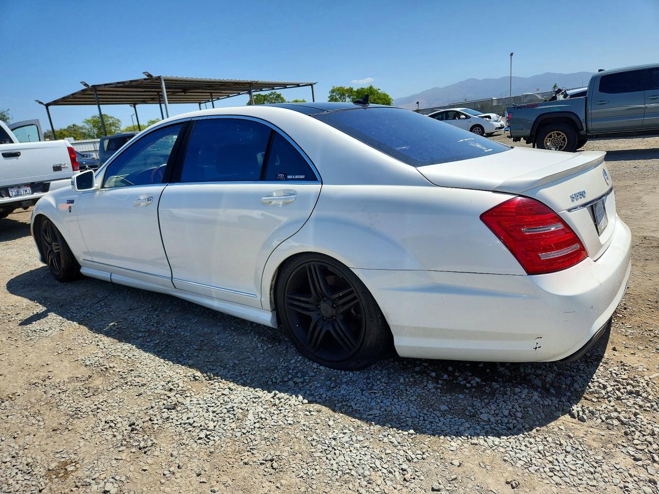 Mercedes-Benz S-Class 550