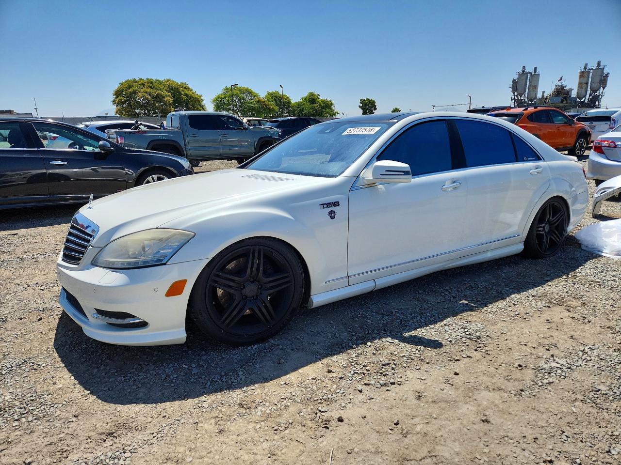 Salvage Mercedes-Benz S-Class Image