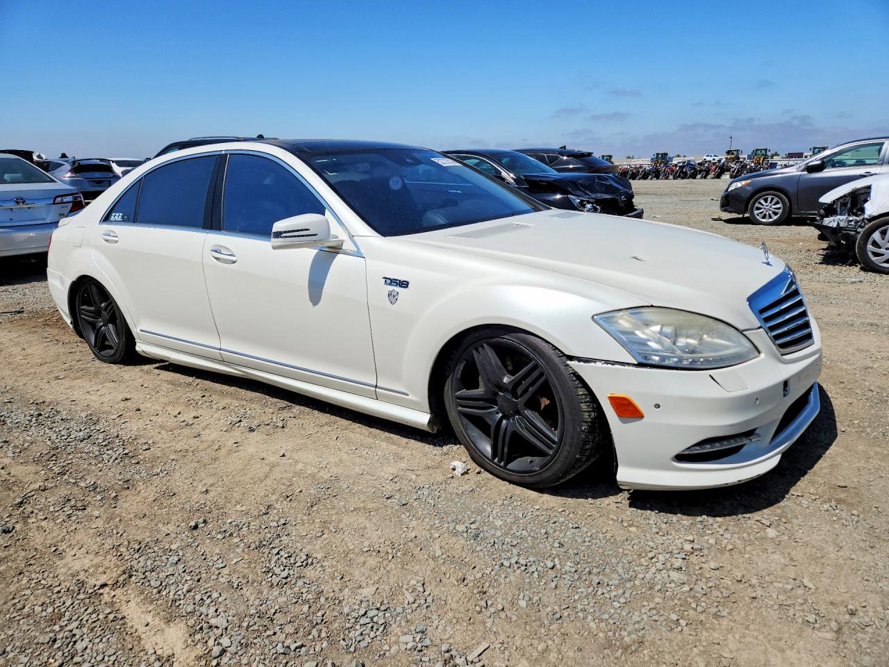 Mercedes-Benz S-Class 550