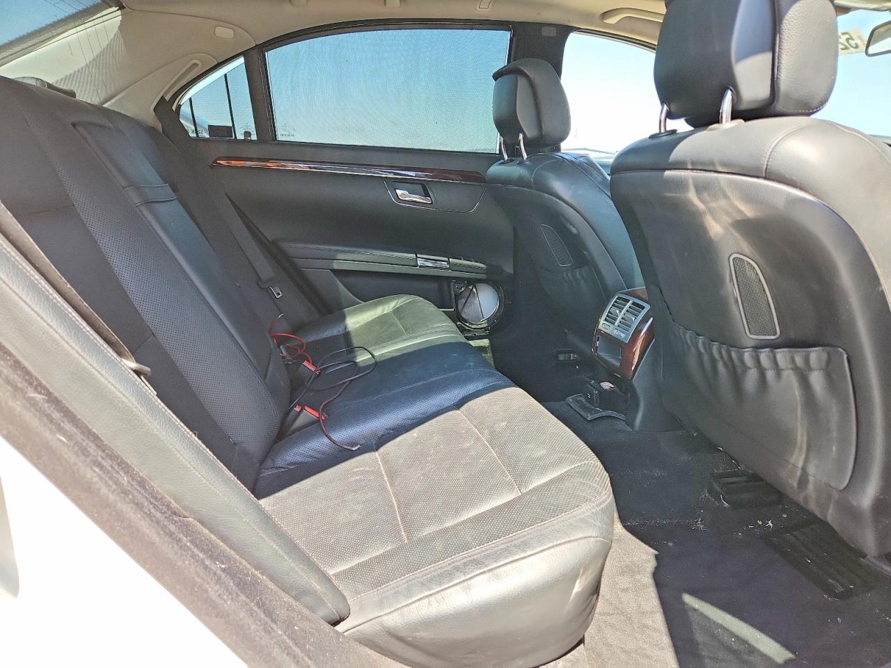 Mercedes-Benz S-Class 550