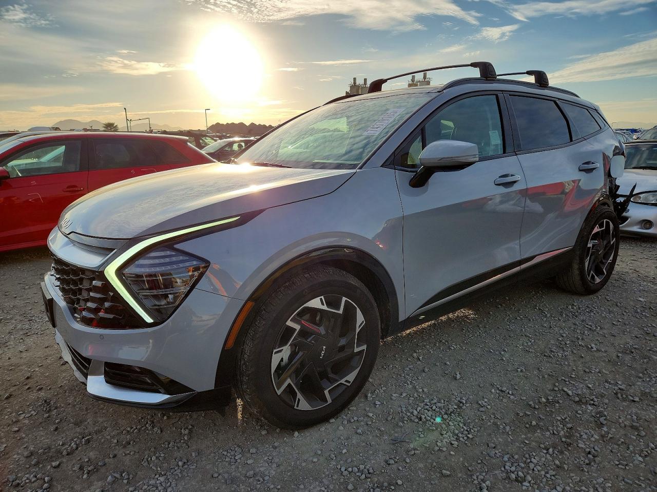 Salvage Kia Sportage Image