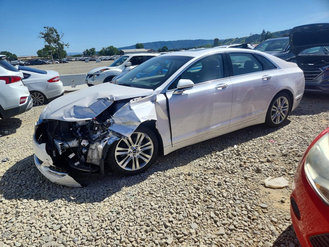 Salvage Lincoln MKZ Image