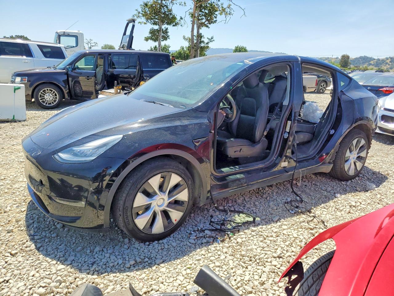 Salvage Tesla Model Y Image