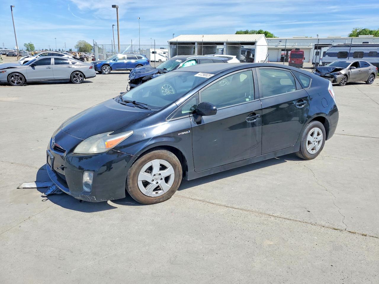 Salvage Toyota Prius Image