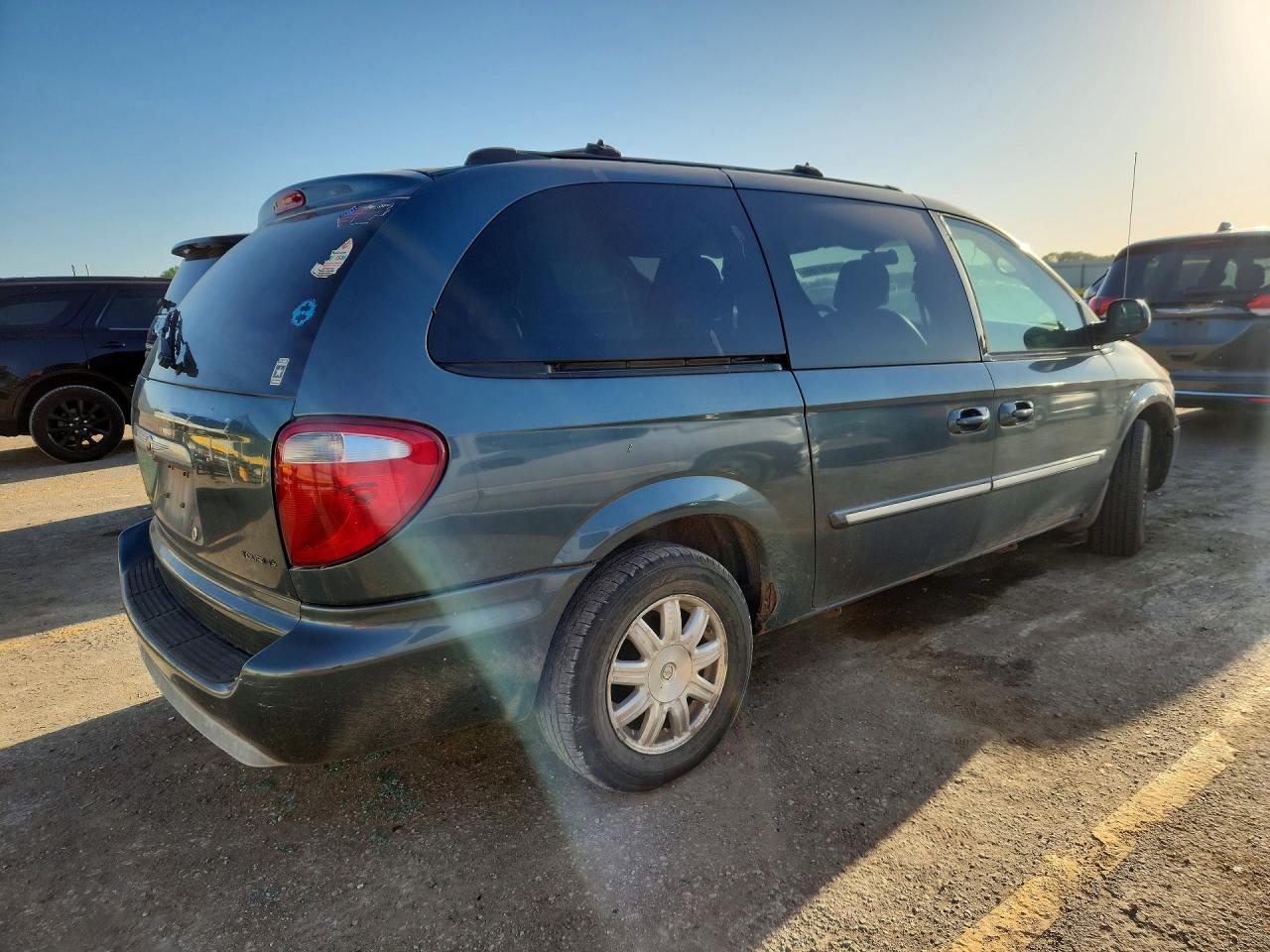 Chrysler Minivan Touring