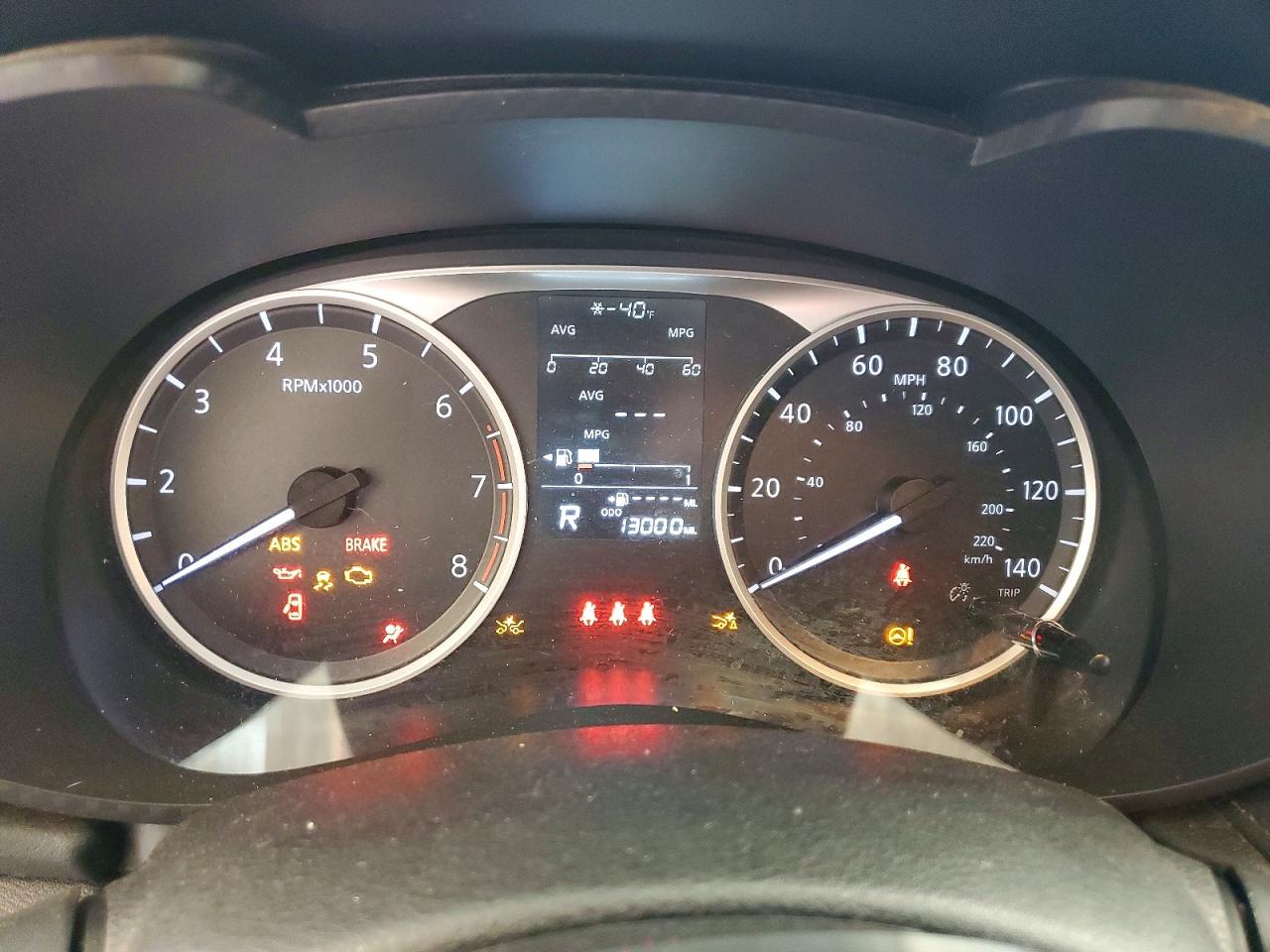 Nissan Versa S
