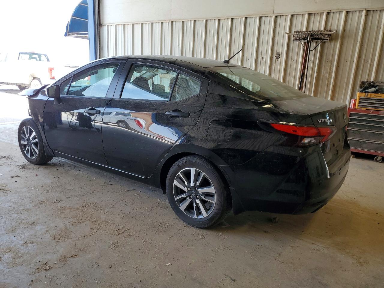Nissan Versa S