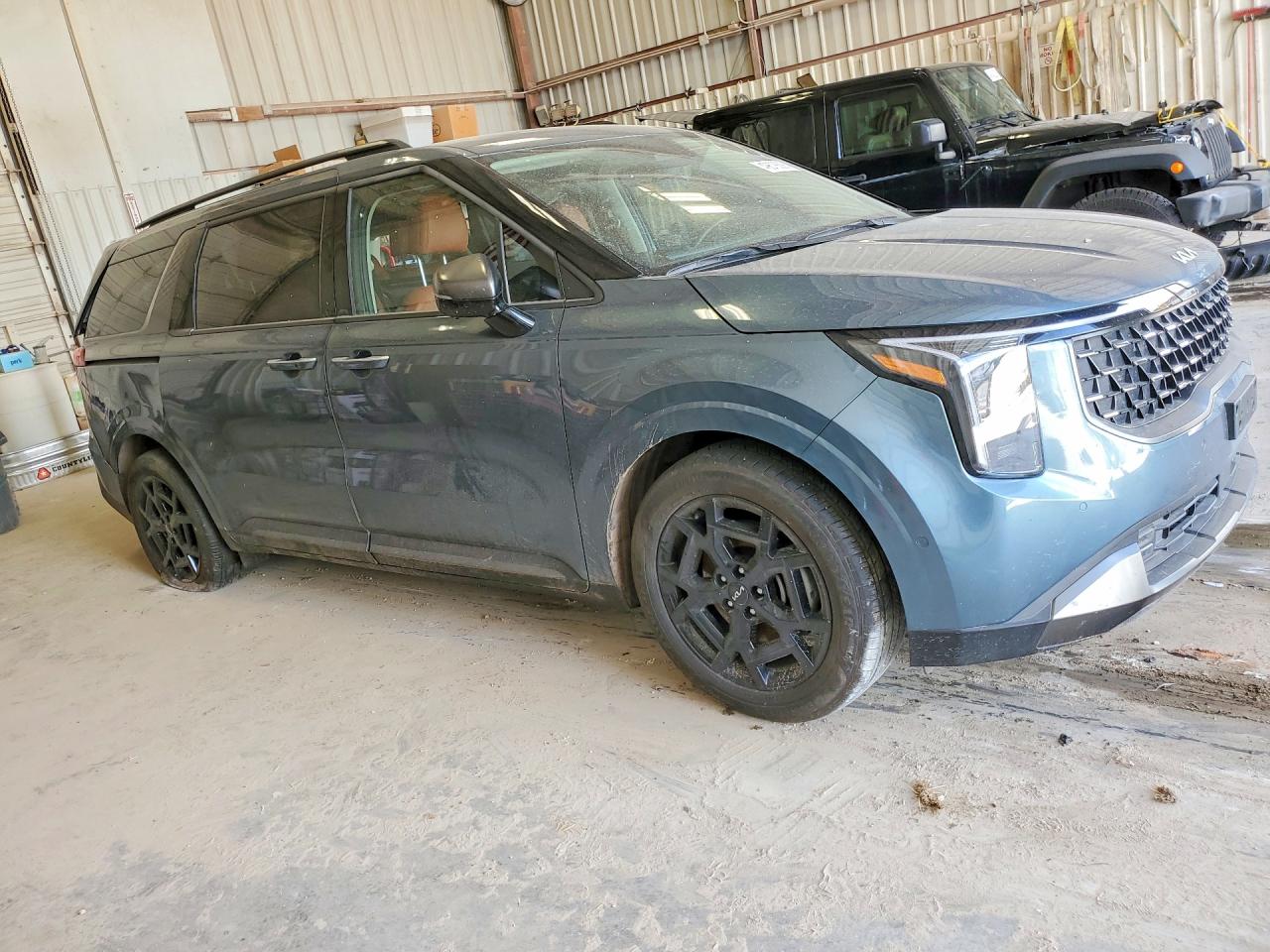 Kia Carnival Sx