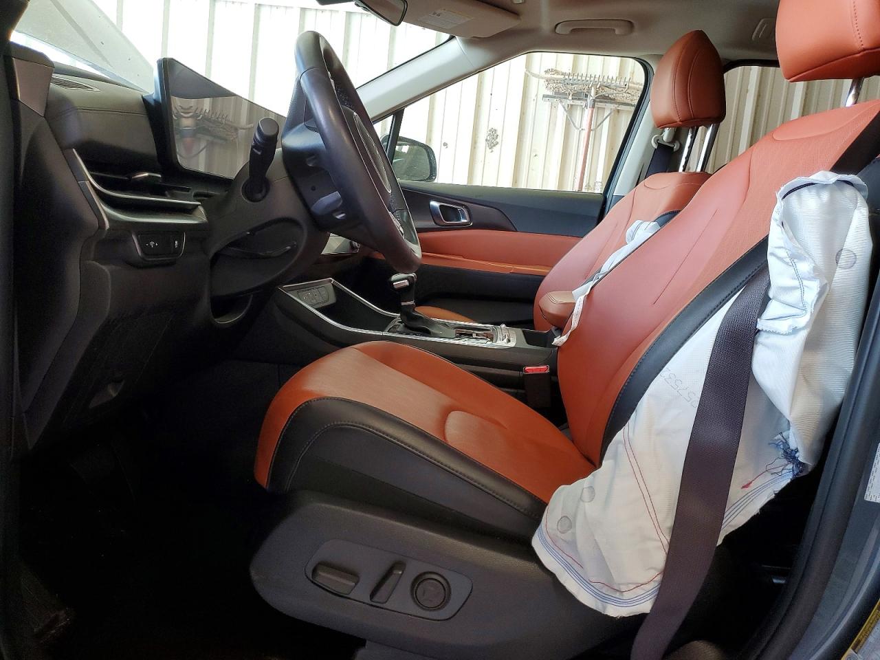 Kia Carnival Sx