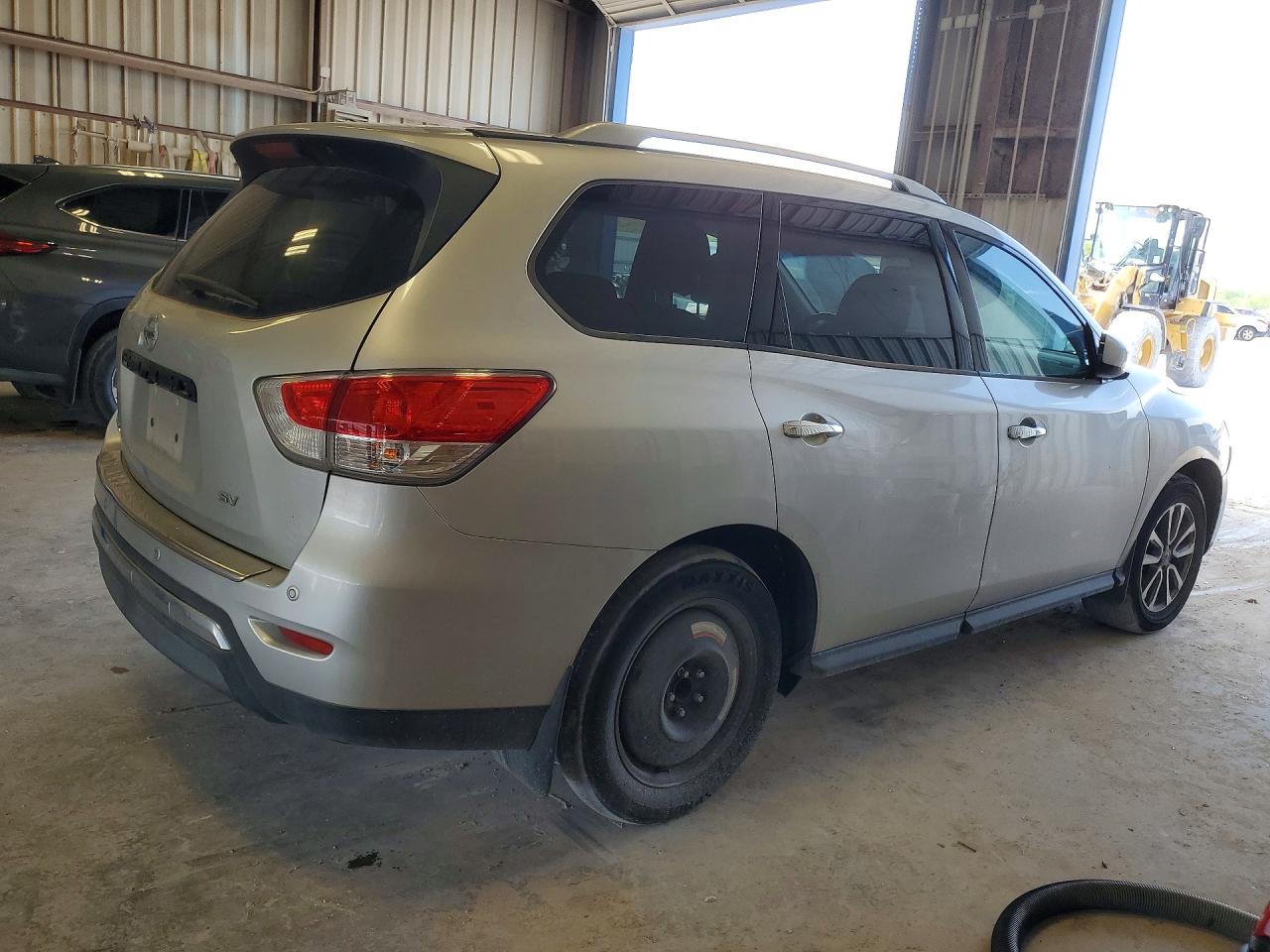 Nissan Pathfinder Sv
