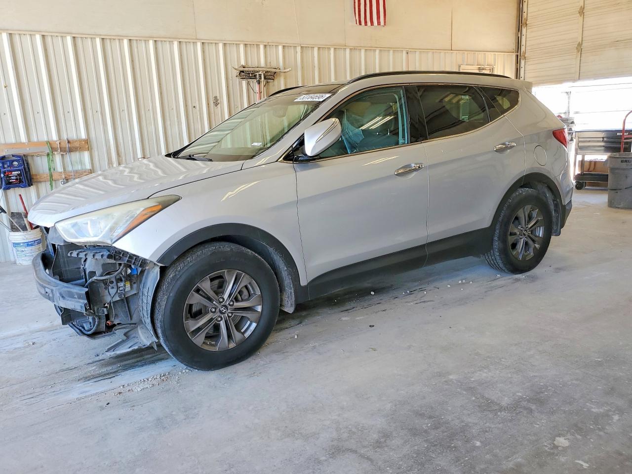 Salvage Hyundai SANTA FE Image