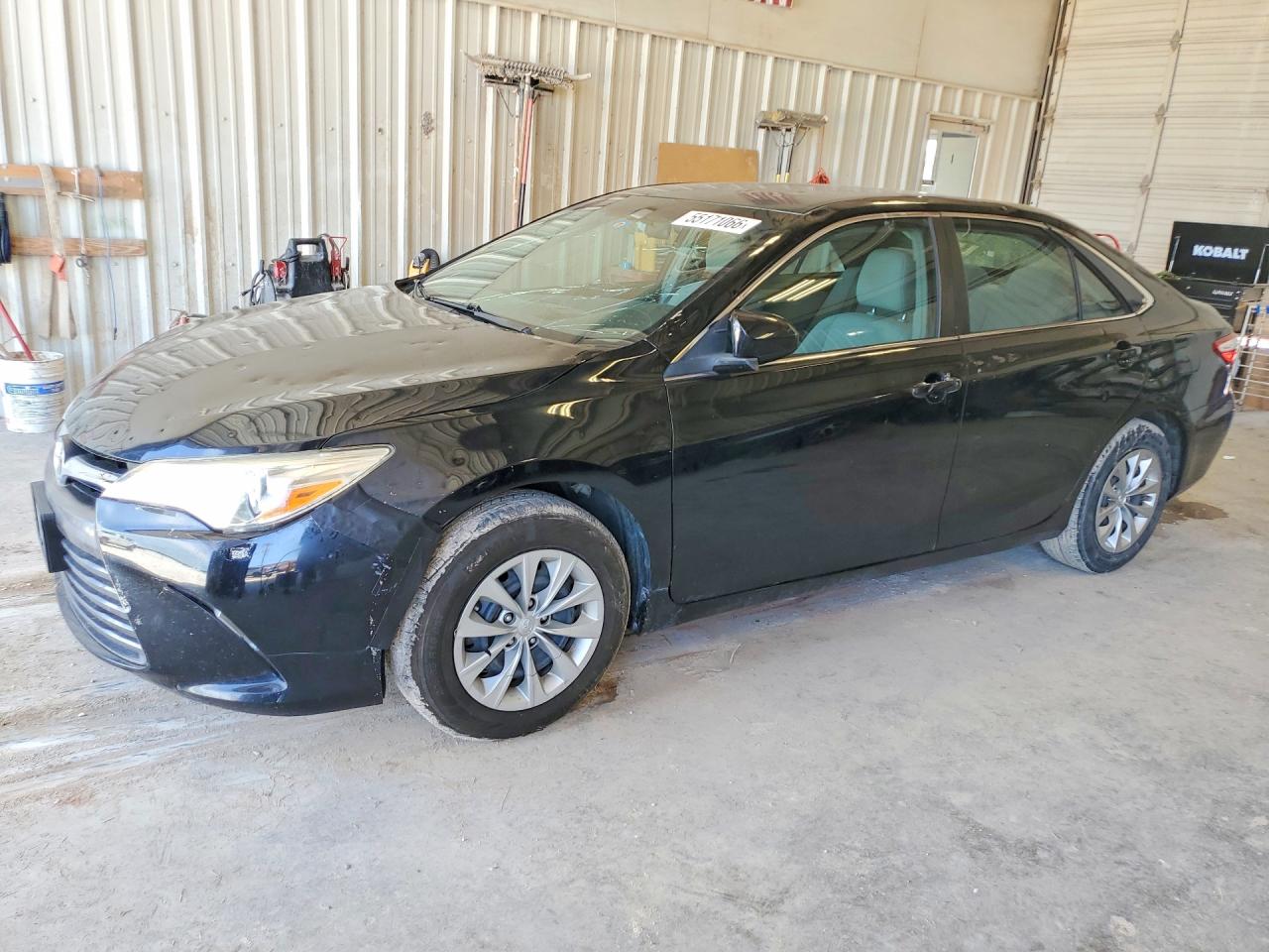 Salvage Toyota Camry Image