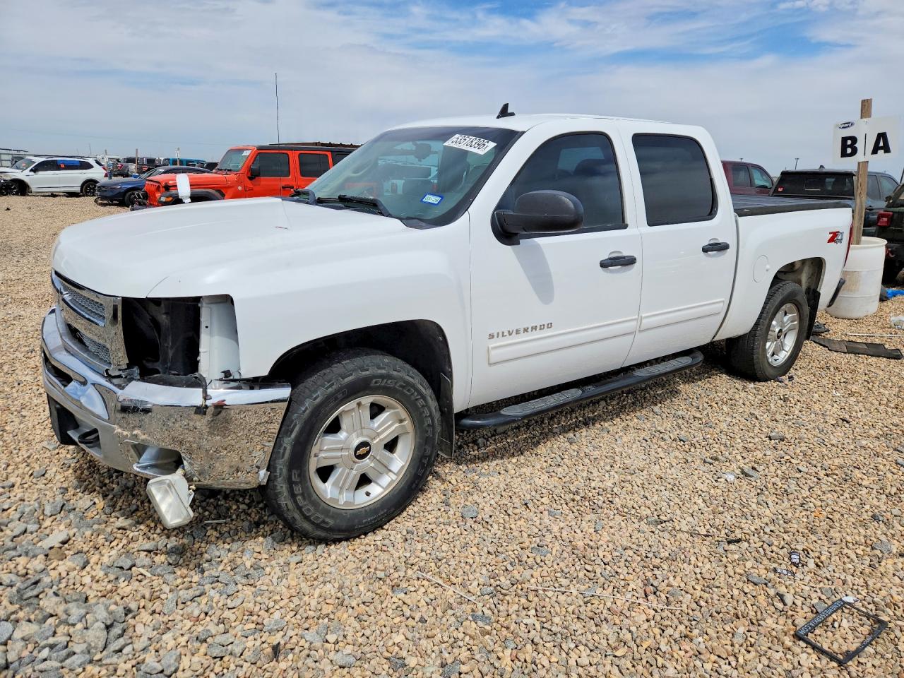 Salvage Chevrolet Silverado Image