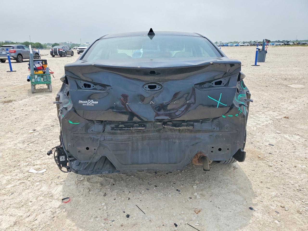 Hyundai ELANTRA Sel