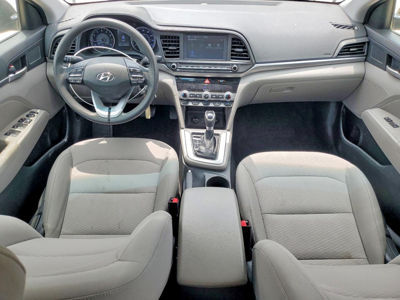 Hyundai ELANTRA Sel